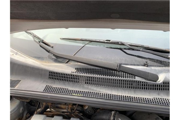 Recambio de brazo limpiaparabrisas delantero derecho para kia sportage (km) 2.0 crdi referencia OEM IAM 983201F000  