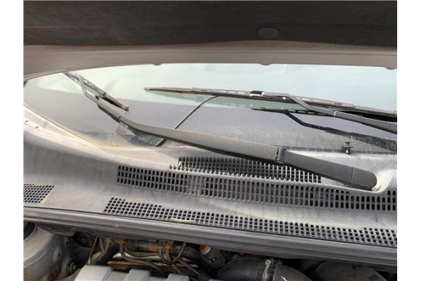 Recambio de brazo limpiaparabrisas delantero derecho para kia sportage (km) 2.0 crdi referencia OEM IAM 983201F000  