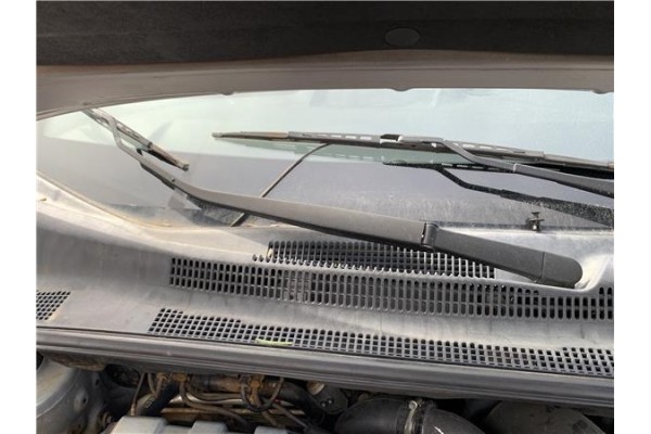 Recambio de brazo limpiaparabrisas delantero derecho para kia sportage (km) 2.0 crdi referencia OEM IAM 983201F000  