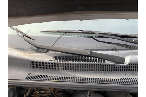 Recambio de brazo limpiaparabrisas delantero derecho para kia sportage (km) 2.0 crdi referencia OEM IAM 983201F000  