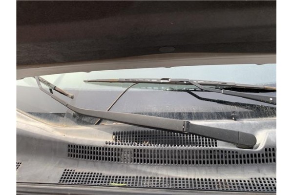 Recambio de brazo limpiaparabrisas delantero derecho para kia sportage (km) 2.0 crdi referencia OEM IAM 983201F000  