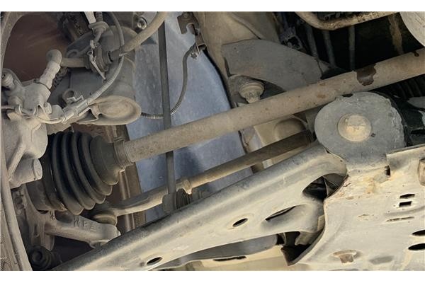 Recambio de palier delantero derecho para fiat punto / grande punto (199) 1.4 referencia OEM IAM 55700559  
