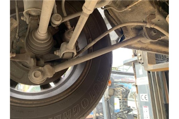 Recambio de brazo suspension trasero izquierdo para kia sportage (km) 2.0 crdi referencia OEM IAM 551102E101 5,51E+07 