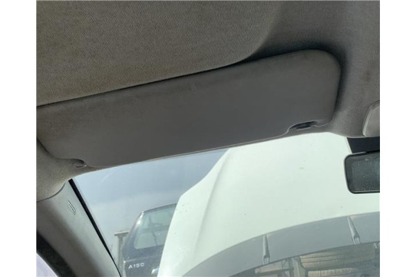 Recambio de parasol izquierdo para fiat punto / grande punto (199) 1.4 referencia OEM IAM 735506957  
