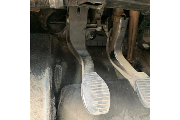 Recambio de pedal embrague para fiat punto / grande punto (199) 1.4 referencia OEM IAM 77364977  