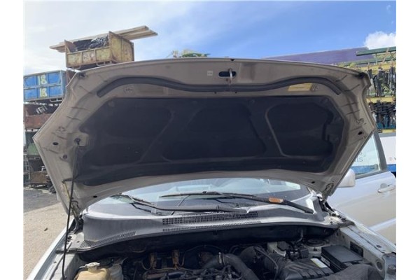 Recambio de capo para kia sportage (km) 2.0 crdi referencia OEM IAM 664001F010  