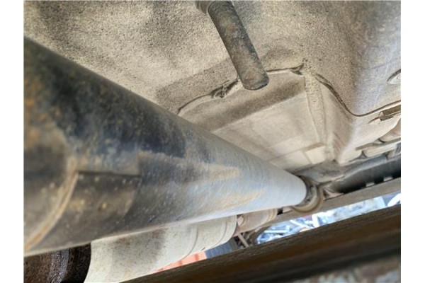 Recambio de cardan trasero para kia sportage (km) 2.0 crdi referencia OEM IAM 493002E000 1932200713 