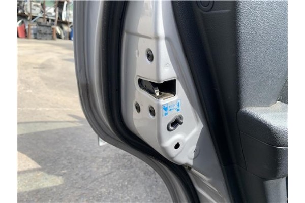 Recambio de cierre electromagnetico trasero izquierdo para kia sportage (km) 2.0 crdi referencia OEM IAM 813503A000  