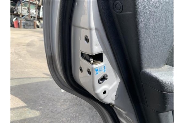 Recambio de cierre electromagnetico trasero izquierdo para kia sportage (km) 2.0 crdi referencia OEM IAM 813503A000  