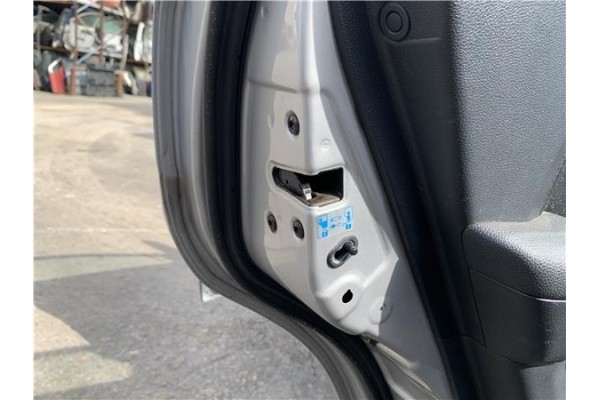 Recambio de cierre electromagnetico trasero izquierdo para kia sportage (km) 2.0 crdi referencia OEM IAM 813503A000  