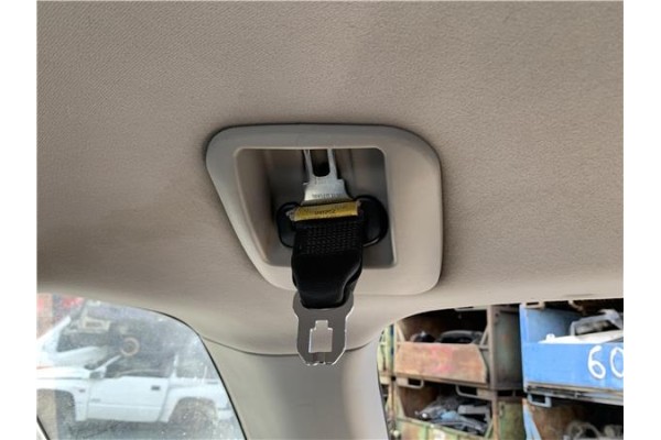 Recambio de cinturon seguridad trasero central para kia sportage (km) 2.0 crdi referencia OEM IAM 1HK5271124 41202 