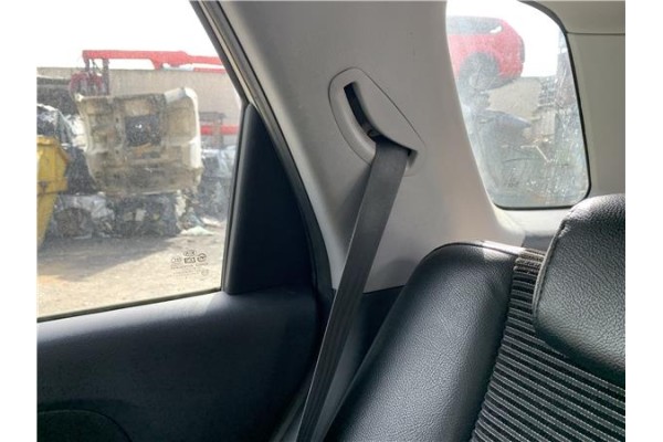 Recambio de cinturon seguridad trasero derecho para kia sportage (km) 2.0 crdi referencia OEM IAM 898201F000WK  