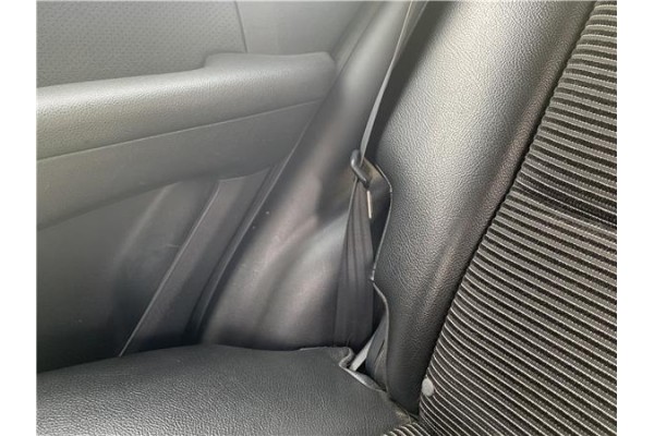 Recambio de cinturon seguridad trasero derecho para kia sportage (km) 2.0 crdi referencia OEM IAM 898201F000WK  