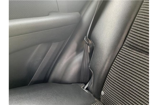 Recambio de cinturon seguridad trasero derecho para kia sportage (km) 2.0 crdi referencia OEM IAM 898201F000WK  