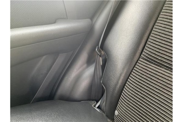 Recambio de cinturon seguridad trasero derecho para kia sportage (km) 2.0 crdi referencia OEM IAM 898201F000WK  