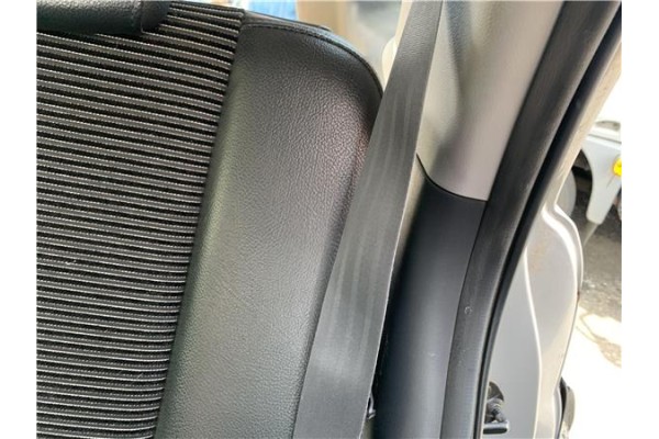 Recambio de cinturon seguridad trasero izquierdo para kia sportage (km) 2.0 crdi referencia OEM IAM 898101F000WK  