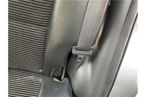 Recambio de cinturon seguridad trasero izquierdo para kia sportage (km) 2.0 crdi referencia OEM IAM 898101F000WK  