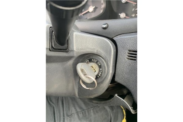 Recambio de clausor para kia sportage (km) 2.0 crdi referencia OEM IAM 819102E000 819001FE00 