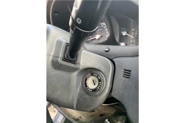 Recambio de clausor para kia sportage (km) 2.0 crdi referencia OEM IAM 819102E000 819001FE00 