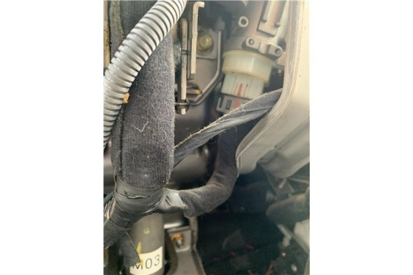 Recambio de columna direccion para kia sportage (km) 2.0 crdi referencia OEM IAM 563102E100  