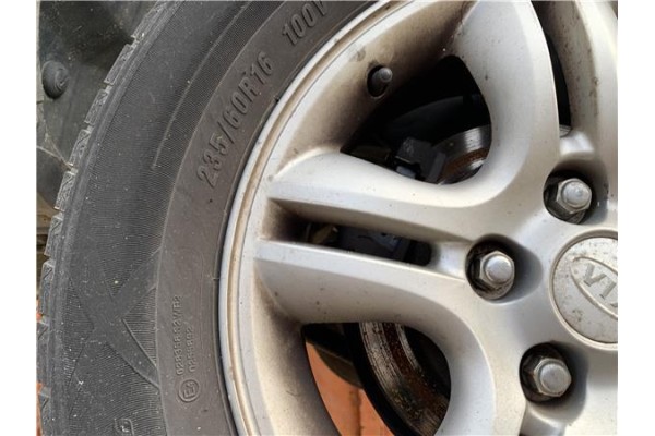 Recambio de llanta para kia sportage (km) 2.0 crdi referencia OEM IAM 529101F200  