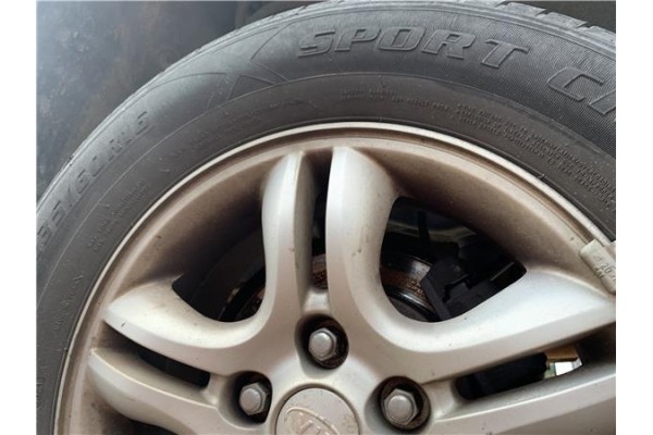 Recambio de llanta para kia sportage (km) 2.0 crdi referencia OEM IAM 529101F200  