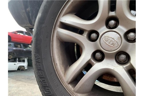Recambio de llanta para kia sportage (km) 2.0 crdi referencia OEM IAM 529101F200  