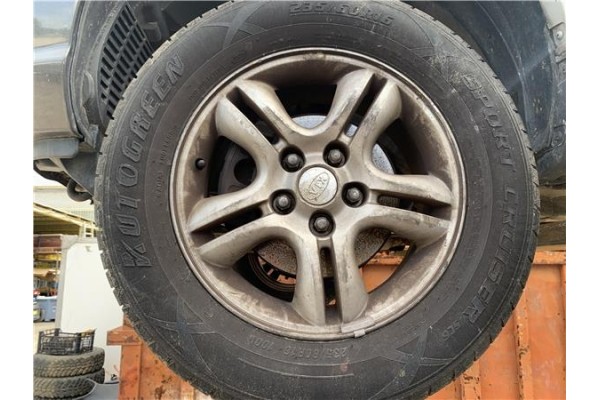 Recambio de llanta para kia sportage (km) 2.0 crdi referencia OEM IAM 529101F200  