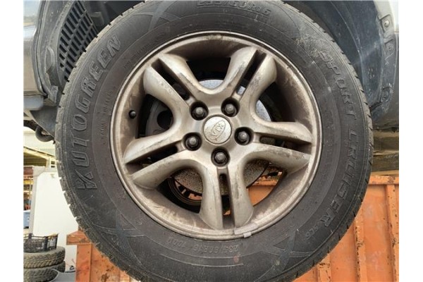 Recambio de llanta para kia sportage (km) 2.0 crdi referencia OEM IAM 529101F200  