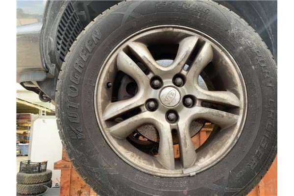 Recambio de llanta para kia sportage (km) 2.0 crdi referencia OEM IAM 529101F200  