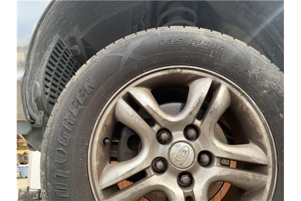 Recambio de llanta para kia sportage (km) 2.0 crdi referencia OEM IAM 529101F200  