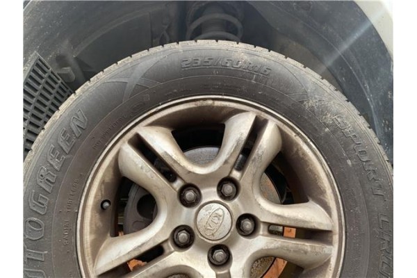 Recambio de llanta para kia sportage (km) 2.0 crdi referencia OEM IAM 529101F200  