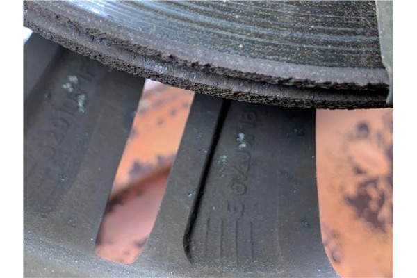 Recambio de llanta para kia sportage (km) 2.0 crdi referencia OEM IAM 529101F200  