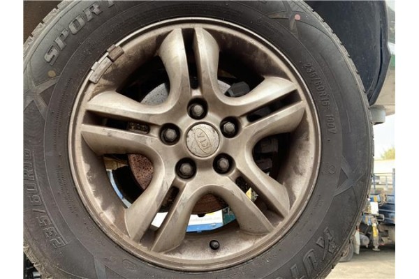 Recambio de llanta para kia sportage (km) 2.0 crdi referencia OEM IAM 529101F200  
