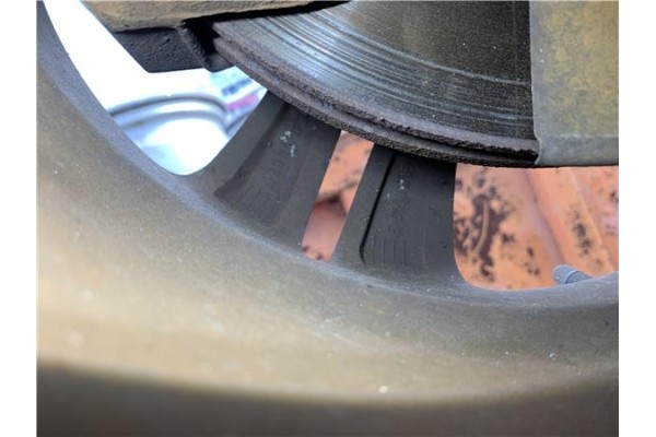 Recambio de llanta para kia sportage (km) 2.0 crdi referencia OEM IAM 529101F200  