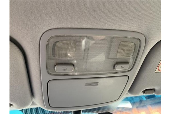 Recambio de luz delantero central techo para kia sportage (km) 2.0 crdi referencia OEM IAM 928502E000LX  