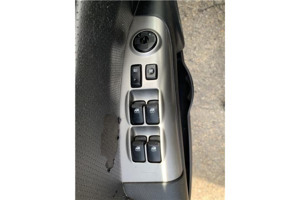 Recambio de mando elevalunas delantero izquierdo para kia sportage (km) 2.0 crdi referencia OEM IAM 935701F370SS  