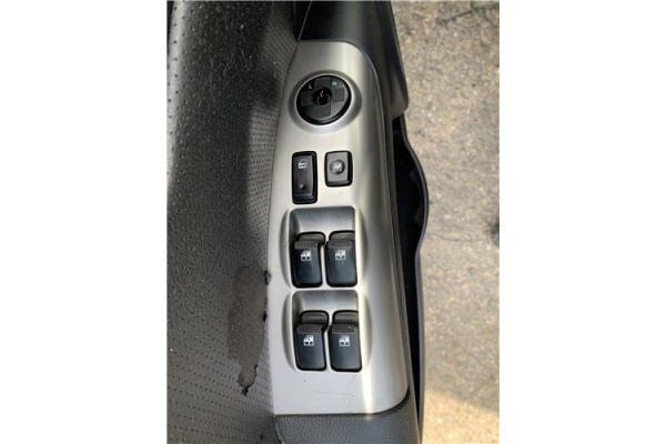 Recambio de mando elevalunas delantero izquierdo para kia sportage (km) 2.0 crdi referencia OEM IAM 935701F370SS  