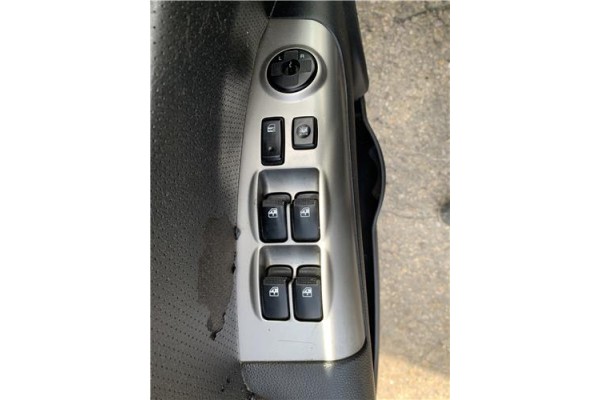 Recambio de mando elevalunas delantero izquierdo para kia sportage (km) 2.0 crdi referencia OEM IAM 935701F370SS  