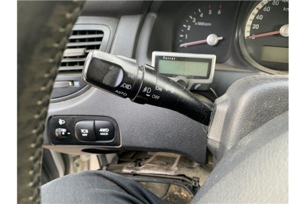 Recambio de mando intermitencia para kia sportage (km) 2.0 crdi referencia OEM IAM 934001F700  