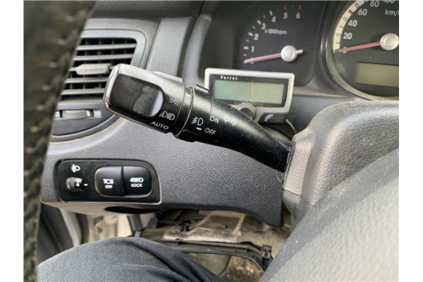 Recambio de mando intermitencia para kia sportage (km) 2.0 crdi referencia OEM IAM 934001F700  