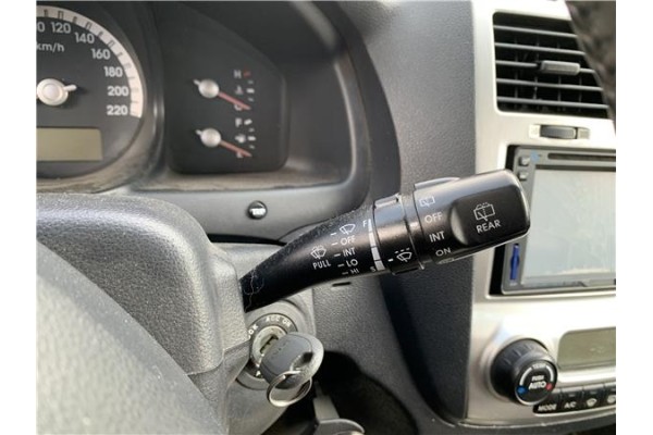 Recambio de mando intermitencia para kia sportage (km) 2.0 crdi referencia OEM IAM 934001F700  