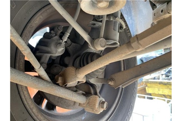 Recambio de mangueta trasero derecha para kia sportage (km) 2.0 crdi referencia OEM IAM 527602E500  