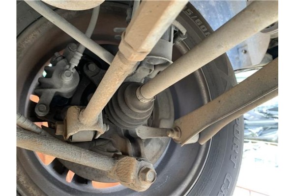 Recambio de mangueta trasero derecha para kia sportage (km) 2.0 crdi referencia OEM IAM 527602E500  