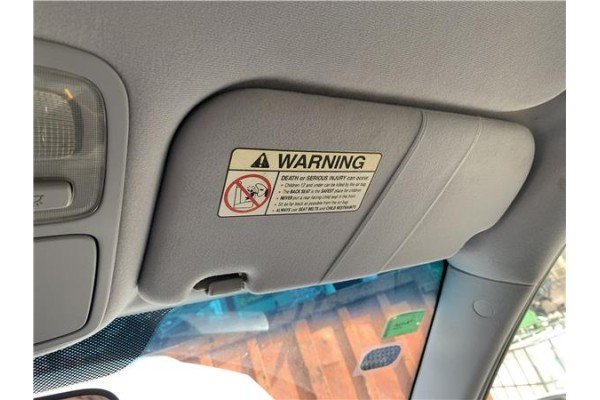 Recambio de parasol derecho para kia sportage (km) 2.0 crdi referencia OEM IAM 852011F060LX  