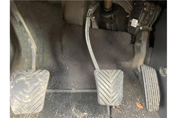 Recambio de pedal freno para kia sportage (km) 2.0 crdi referencia OEM IAM 328001F100  