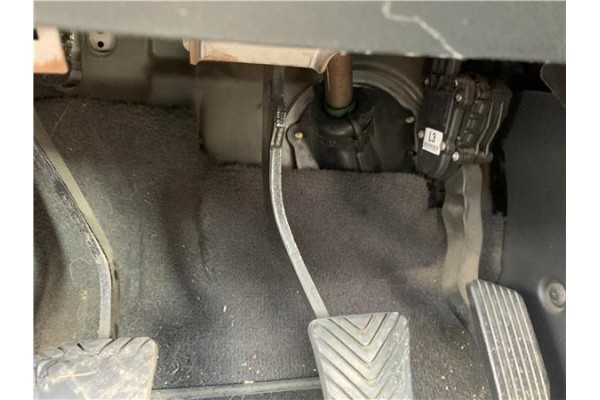 Recambio de pedal freno para kia sportage (km) 2.0 crdi referencia OEM IAM 328001F100  