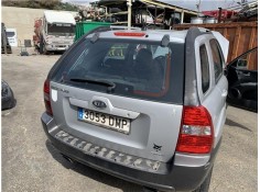 Recambio de porton trasero para kia sportage (km) 2.0 crdi referencia OEM IAM 737001F070  