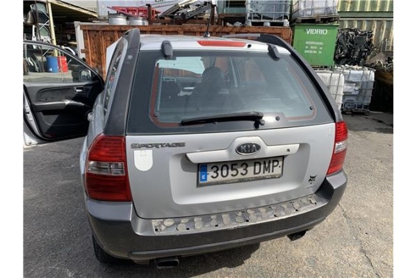 Recambio de porton trasero para kia sportage (km) 2.0 crdi referencia OEM IAM 737001F070  