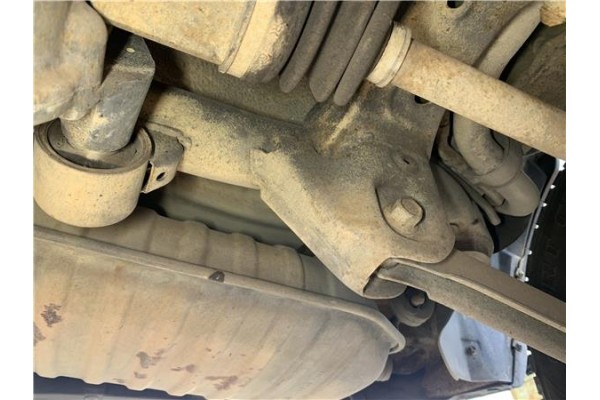 Recambio de puente trasero para kia sportage (km) 2.0 crdi referencia OEM IAM 626052E601 626050Z510 